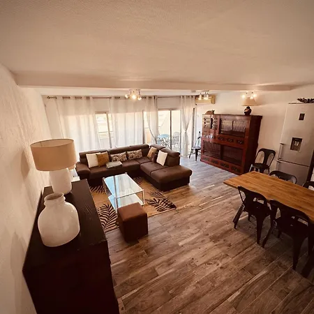 Hippopotame Rose Duplex Avec Terrasse Sur La Marina Apartmán Sète